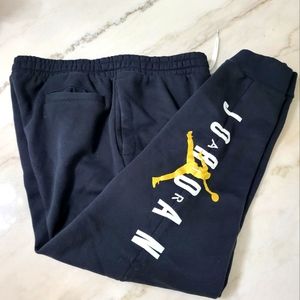 Jordan Joggers Mens Medium
